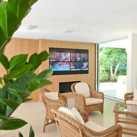 Hotel Derby Exclusive 4*