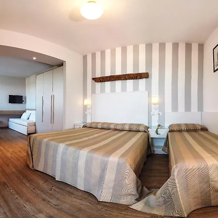 Derby Exclusive 4* Milano Marittima