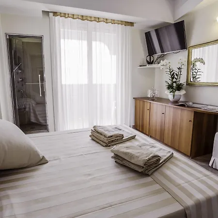 Derby Exclusive Milano Marittima