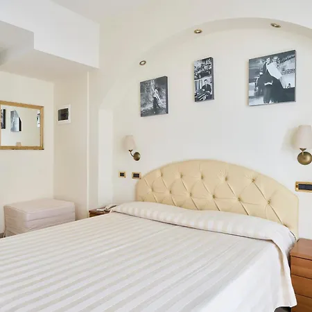 Derby Exclusive Hotel