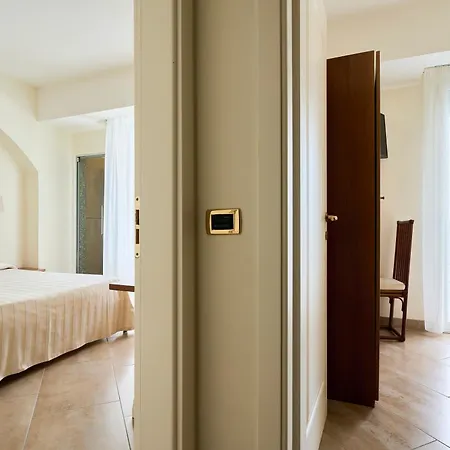 Derby Exclusive 4* Milano Marittima
