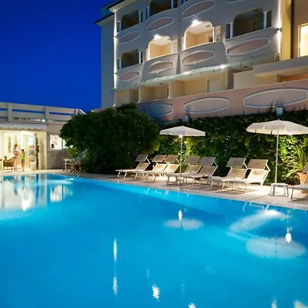 Derby Exclusive 4* Milano Marittima