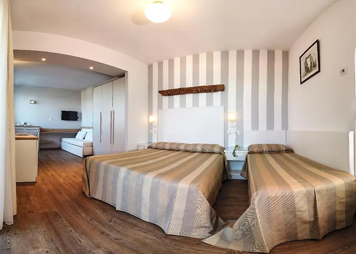 Derby Exclusive 4* Milano Marittima