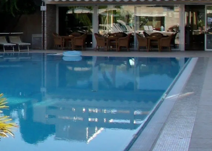 Derby Exclusive Hotel 4*